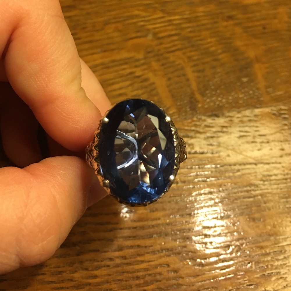 Huge, elegant dark blue tourmaline in SS